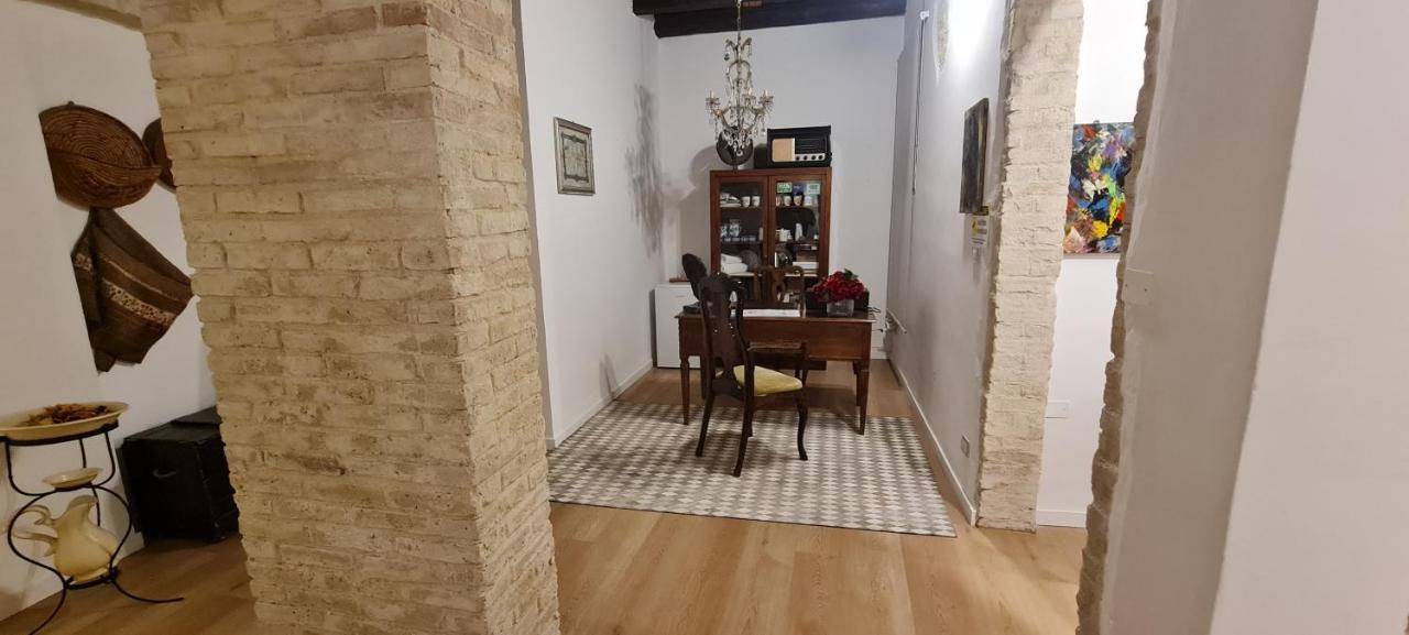 Beni Benius Hotel Cagliari Kültér fotó