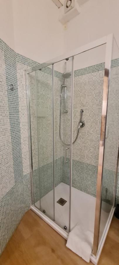 Beni Benius Hotel Cagliari Kültér fotó